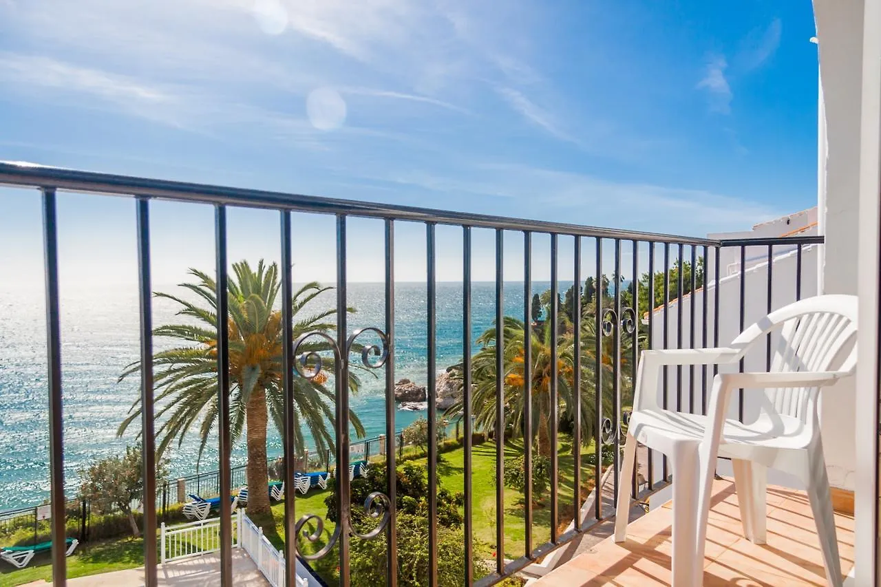 Tuhillo Parador Nerja 0*,