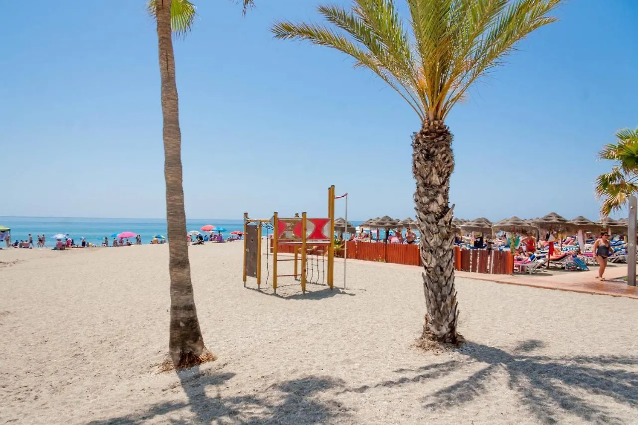 Tuhillo Parador Nerja 0*,